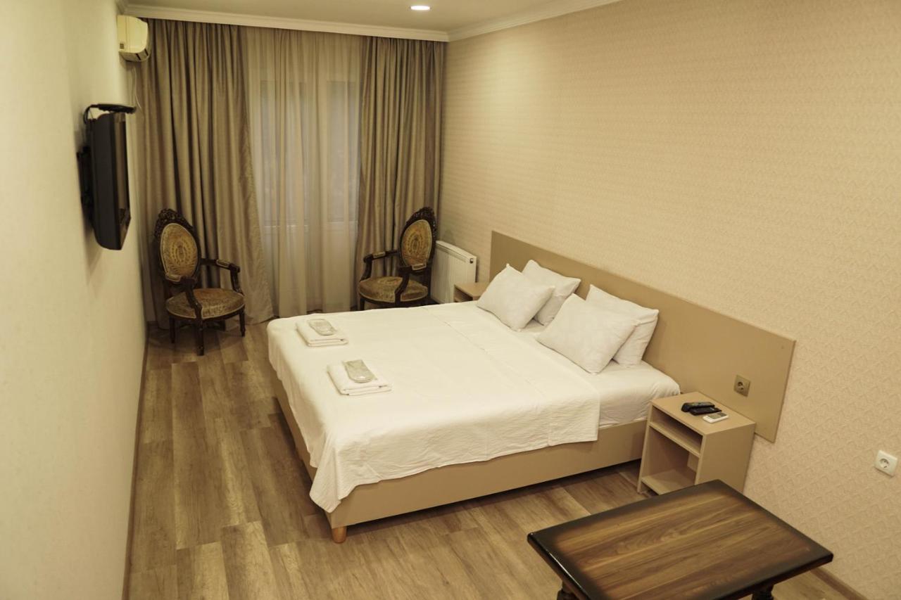 טביליסי Hotel Venus מראה חיצוני תמונה